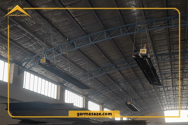 نمایی از بخاری سقفی در کارگاه تولیدی
